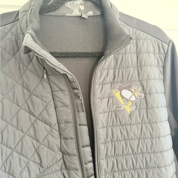 Greyson Yukon Ultralight Hybrid Quilted Black Performance Jacket Medium